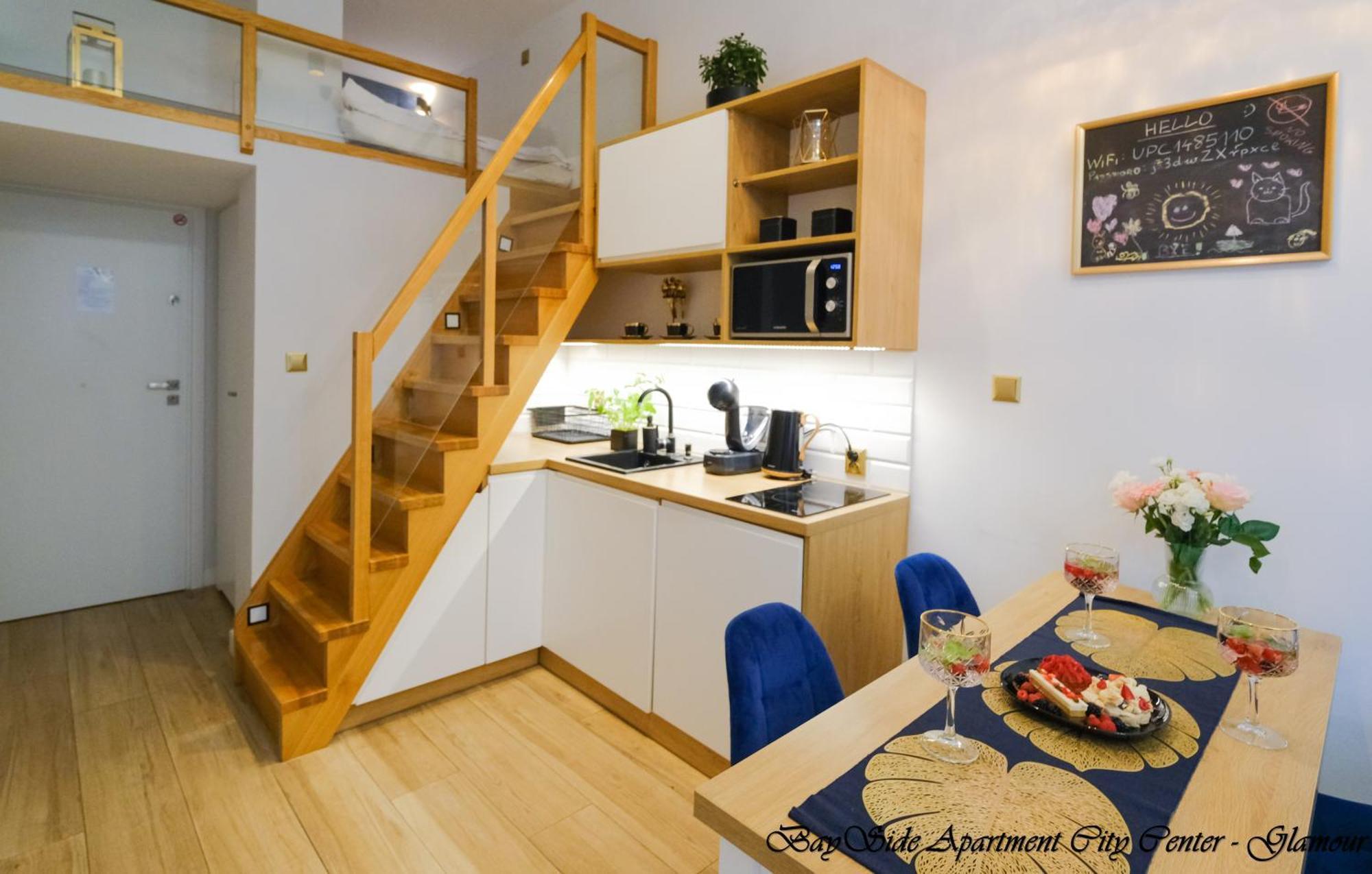 Bayside Center Апартаменти *